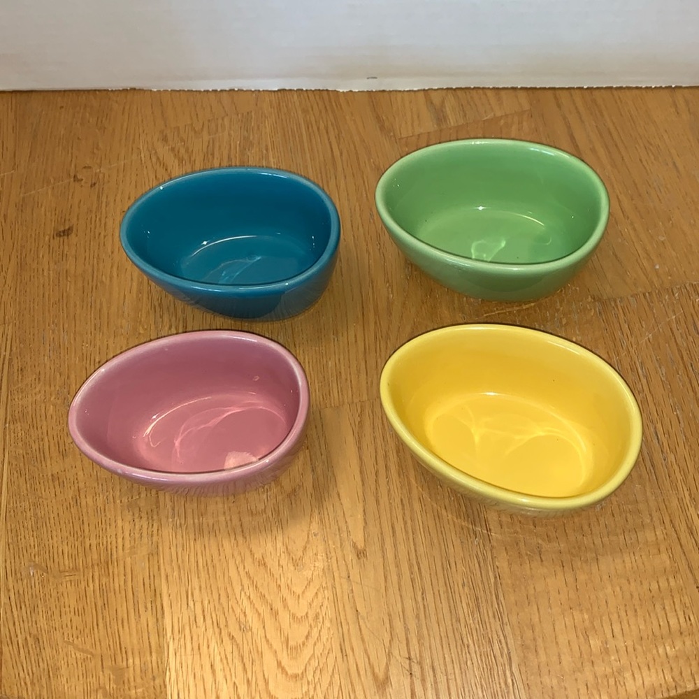 Egg ceramic bowls
